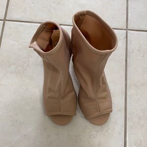 Nude heels